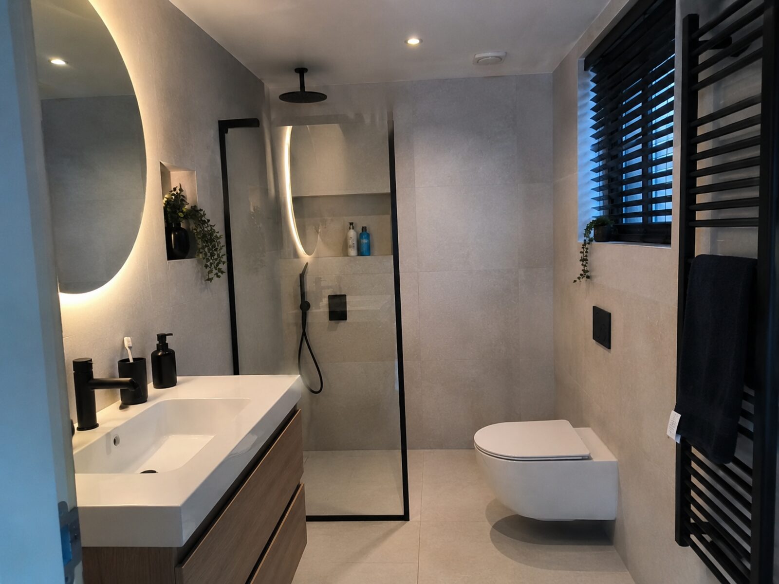 Luxe badkamerrenovatie door ENVIO 3